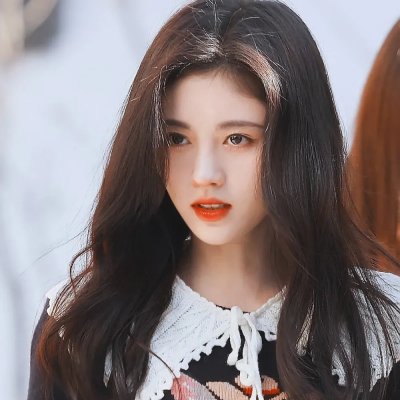 古镜通今庶女背靠现代无敌了